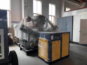 空壓機，儲氣罐，噴砂機